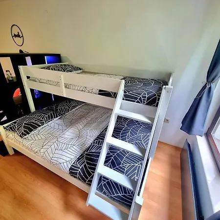 Studio Five Apartment *